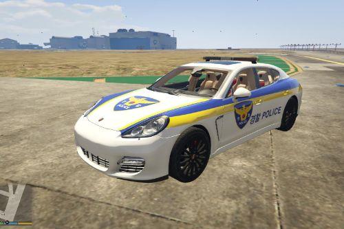 Porsche Panamera Turbo South Korea Police Car